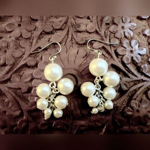 🎁  Dangle Faux Pearl Earrings